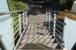 p_d1_Treppe_Holzbelag